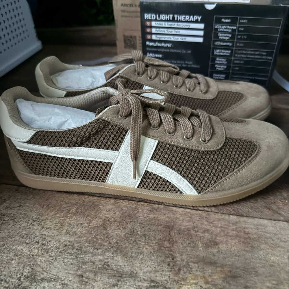Eileen fisher Cream sneakers
